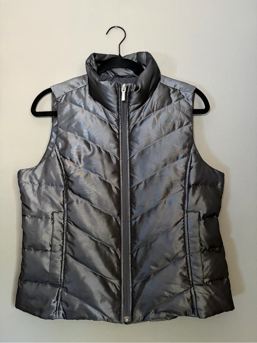 Lands’ End Women’s Wanderweight Packable Down Vest Gray Quilted Puffer Small